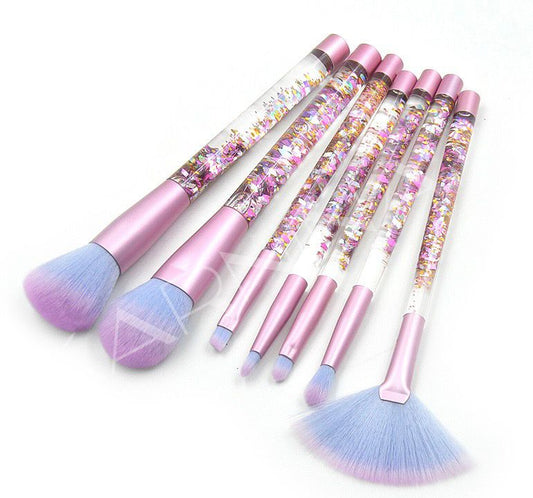 Oñi’s makeup brushes